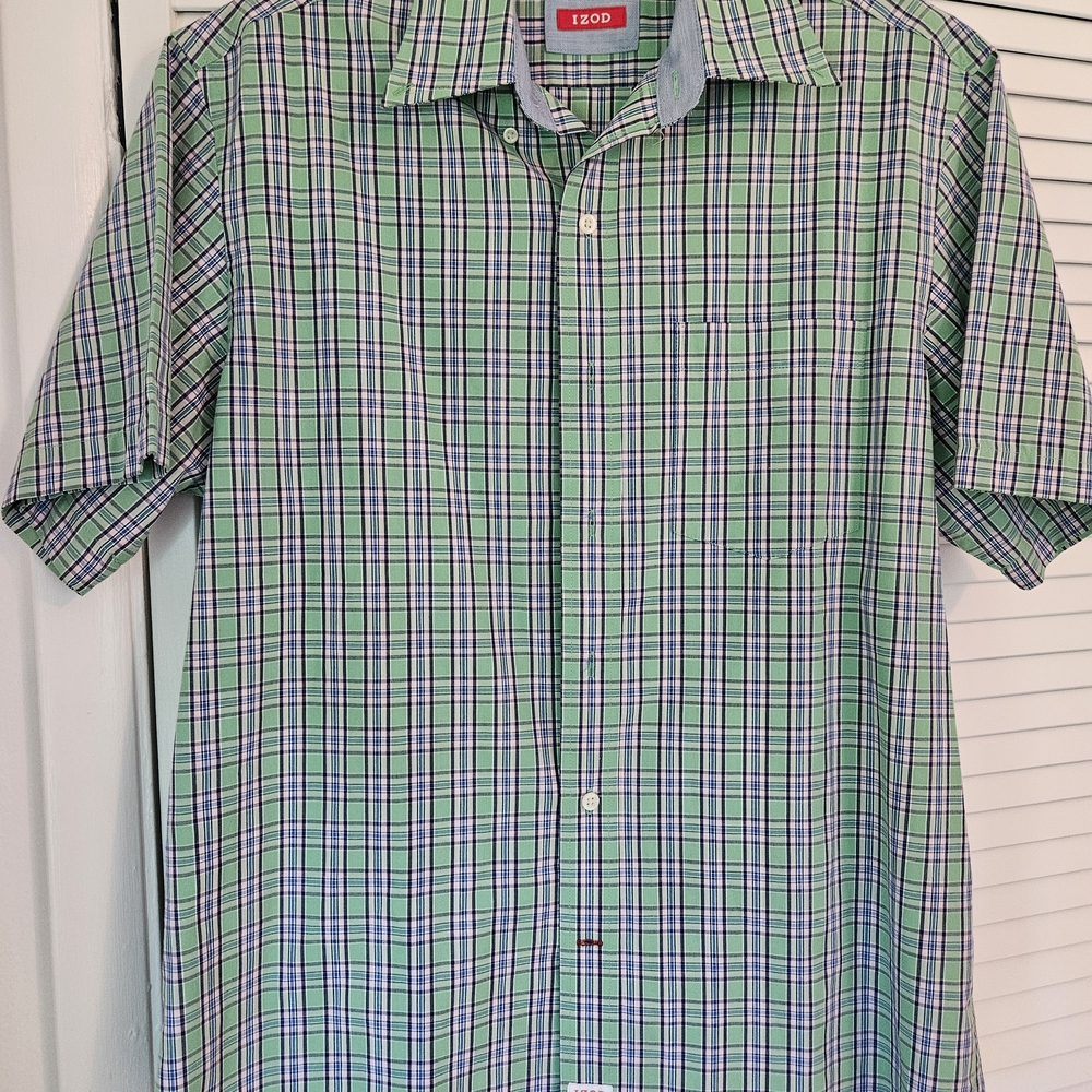 IZOD Men's Green Plaid Shirt